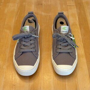 Cariuma Cotton Canvas Mystic Gray Sneakers extra insoles size 7 low-top OCA